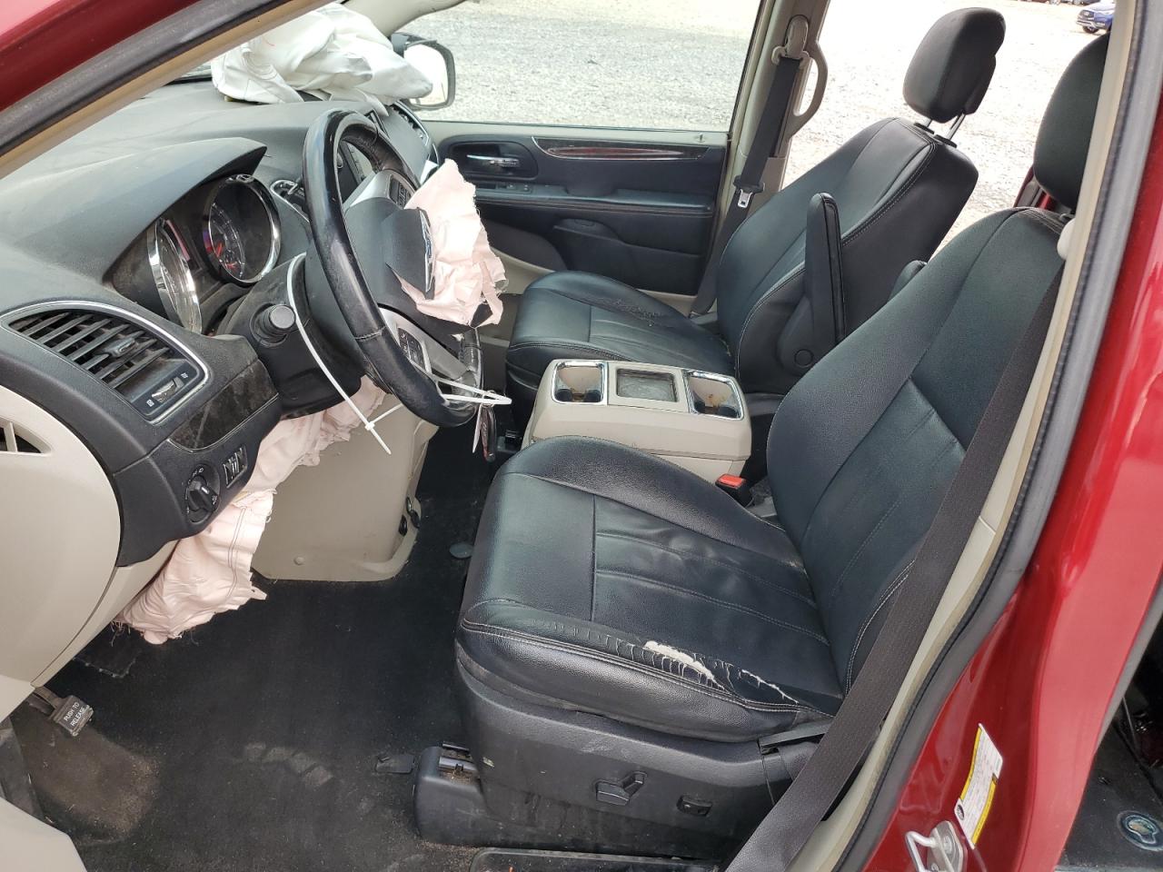 Chrysler Minivan Touring Image 7