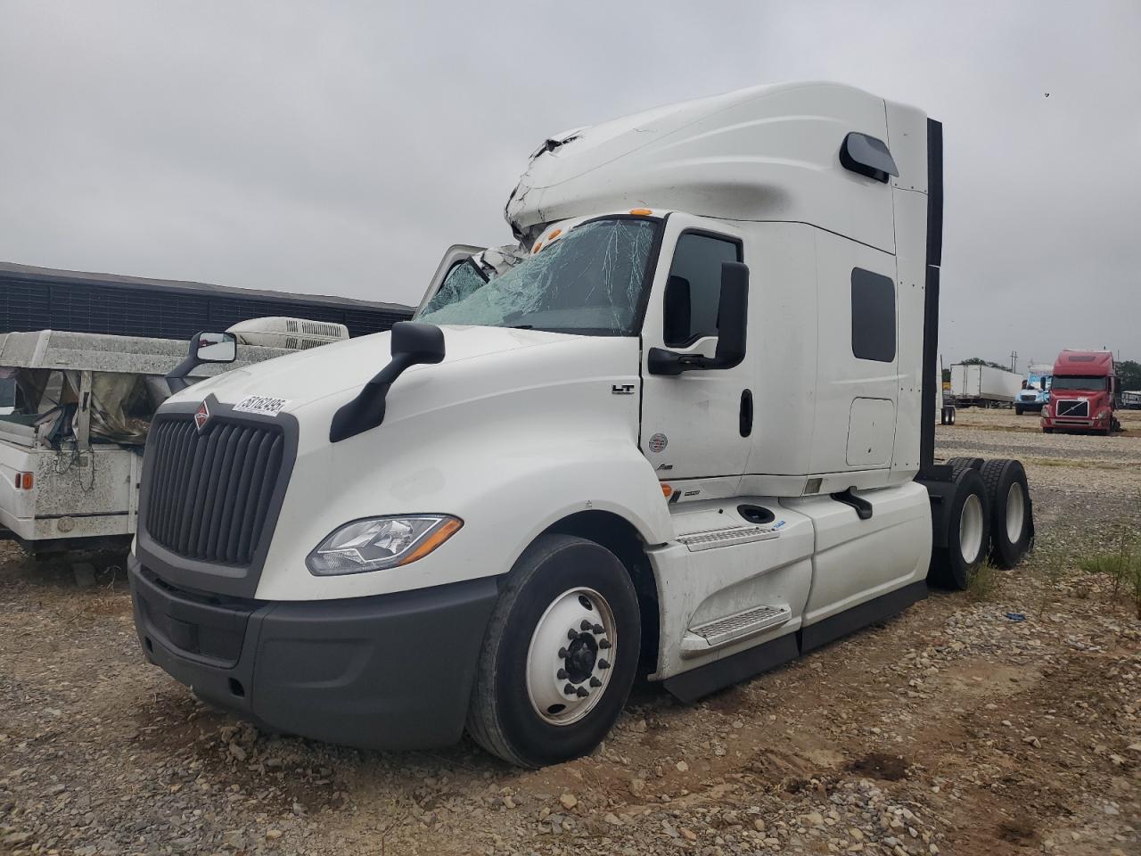 International Lt625 Image 5