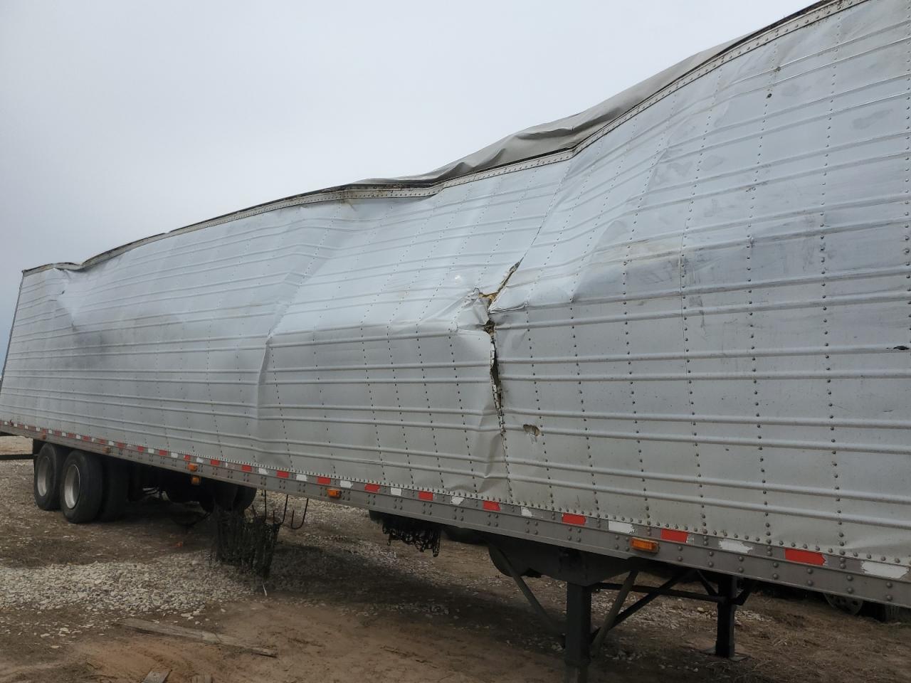 Great Dane Trailer Image 9