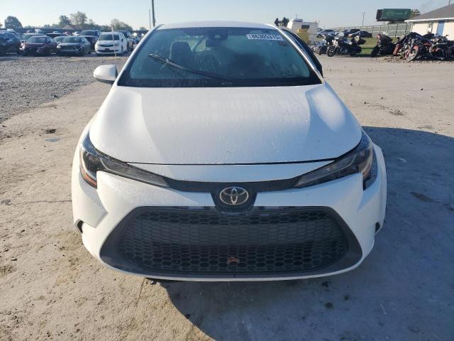 Toyota Corolla Le Image 9