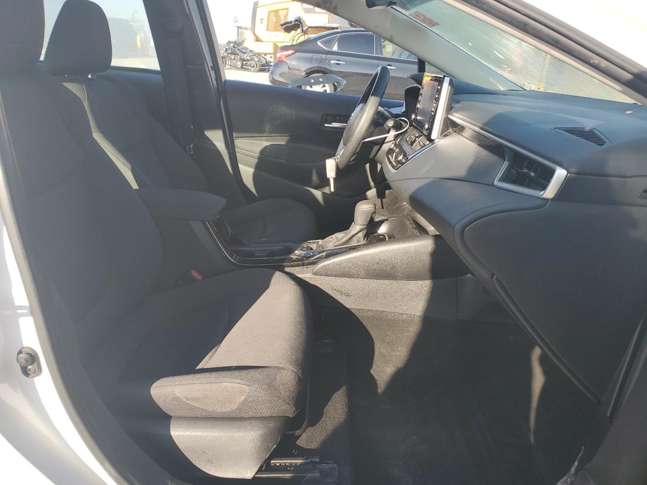 Toyota Corolla Le Image 4