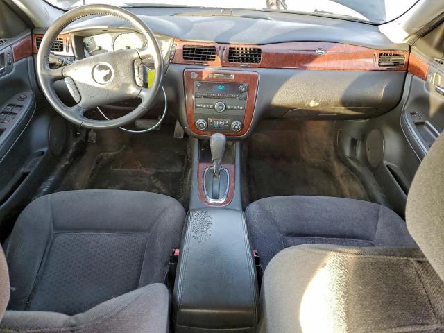 Chevrolet Impala Lt Image 9
