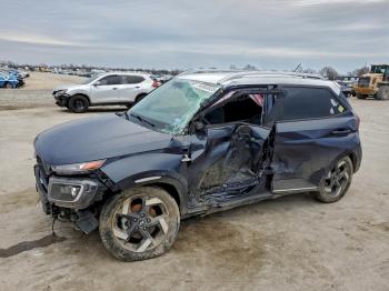  Salvage Hyundai VENUE