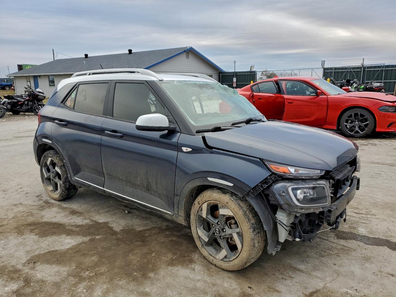 Hyundai VENUE Sel Image 4