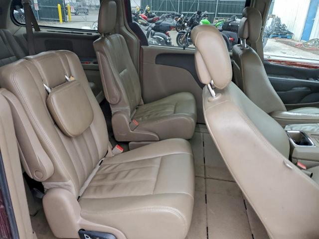 Chrysler Minivan Touring Image 13