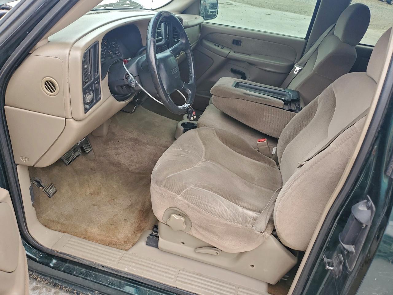 GMC Sierra C1500 Image 8