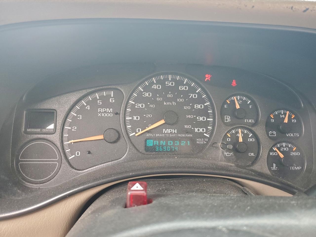 GMC Sierra C1500 Image 6