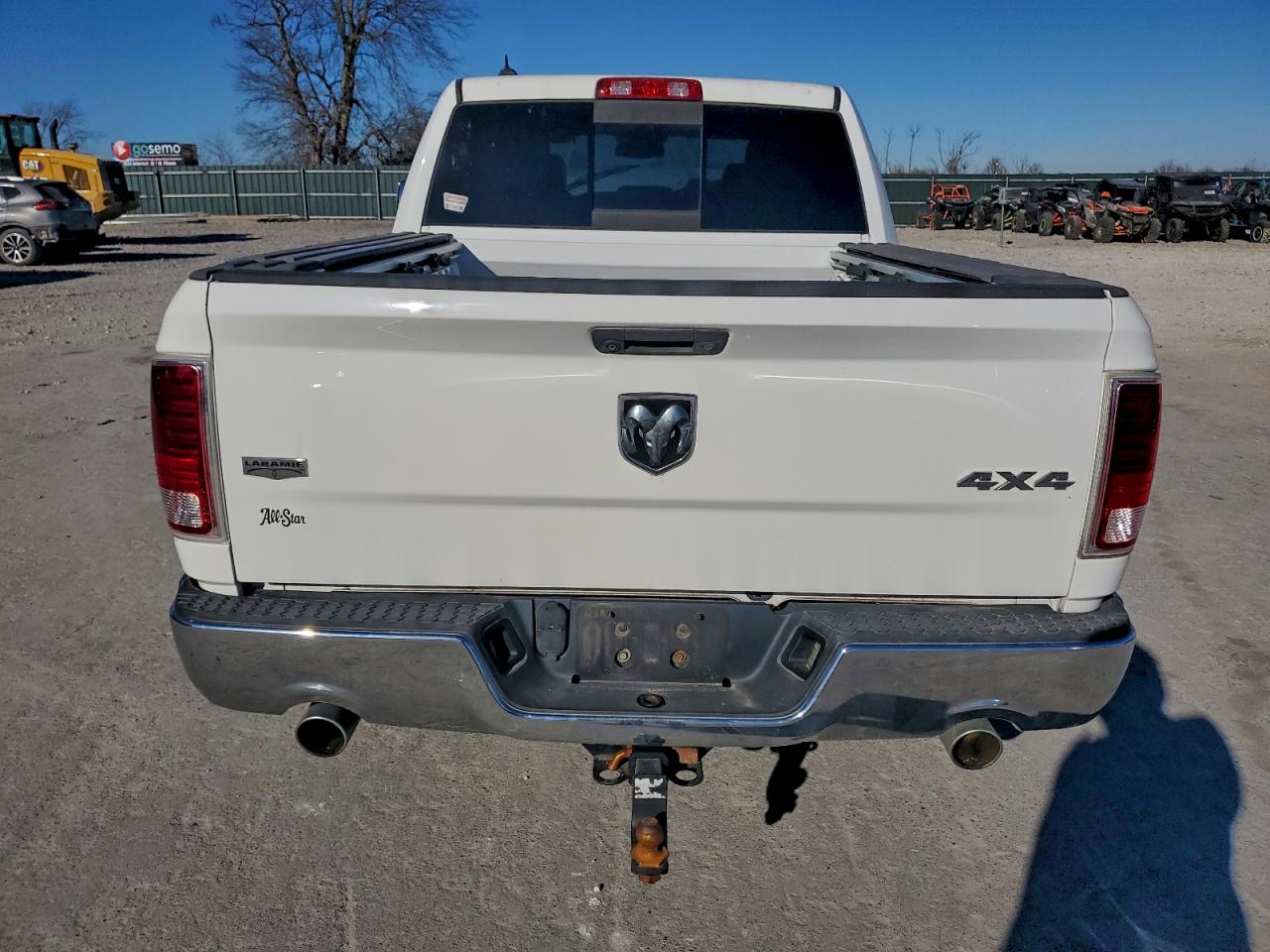 Ram 1500 Laramie Image 8