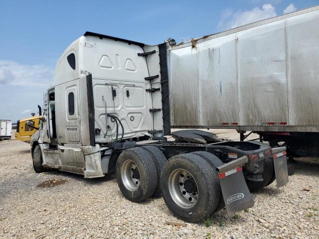 Freightliner Cascadia Image 8