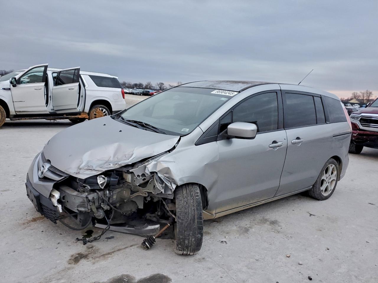 Mazda Mazda5 Image 1
